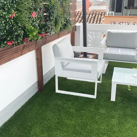 Stylish And Renovated House *